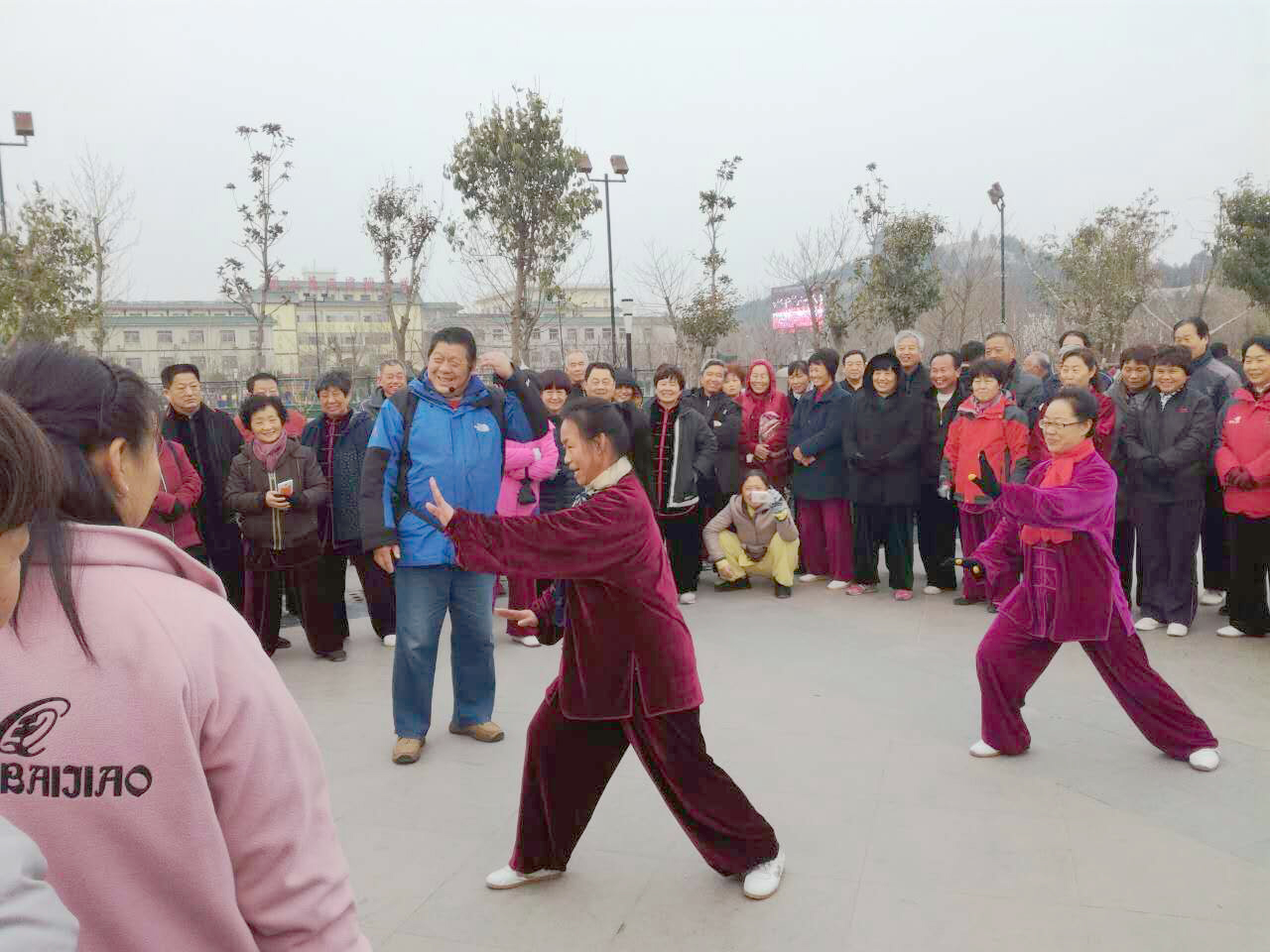 山东师范大学姜周存教授来梁山指导太极拳